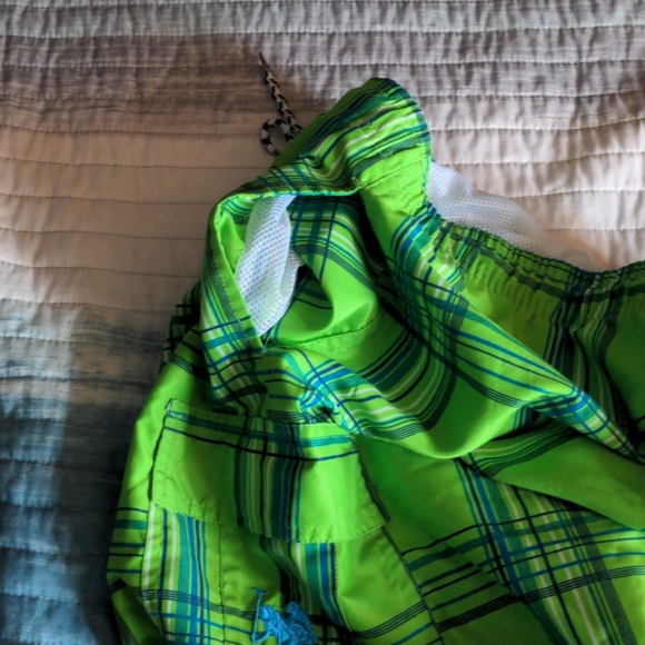 Men's Green U.S. Polo Swim Board Short Trunks, size XL - Picture 9 of 12